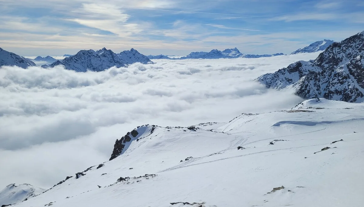 Pizzo Confini, 2904m, auf den Pizzo Scalino 3323m (Bildmitte) | © privat