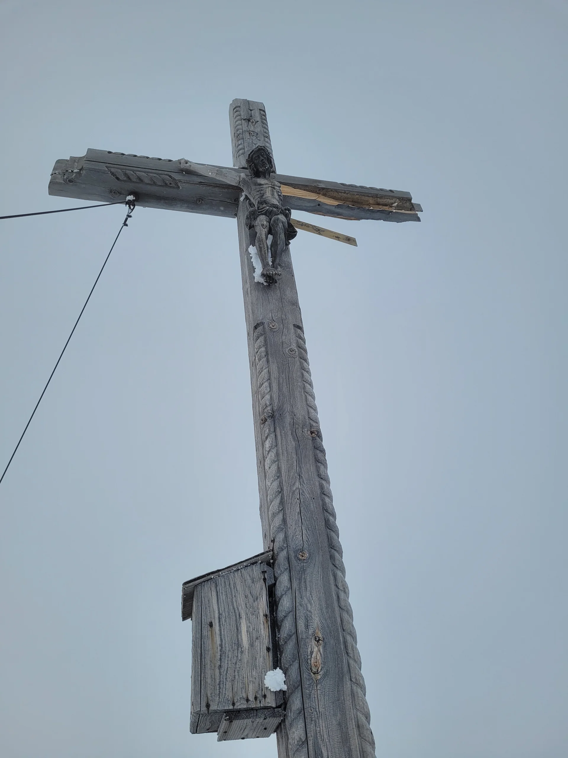 Gipfelkreuz Piz Rasaß mit vermutl. Blitzeinschlag | © privat
