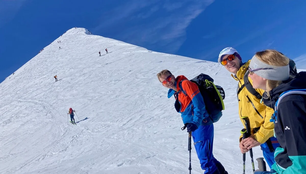 Der prächtige Gipfelhang der Tuckettspitze | © privat
