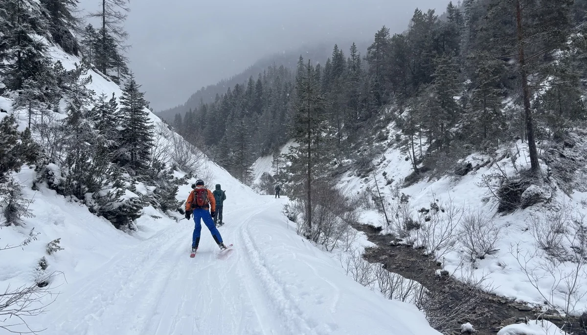 Nach Aufstieg folgt Abfahrt | © Simon E.