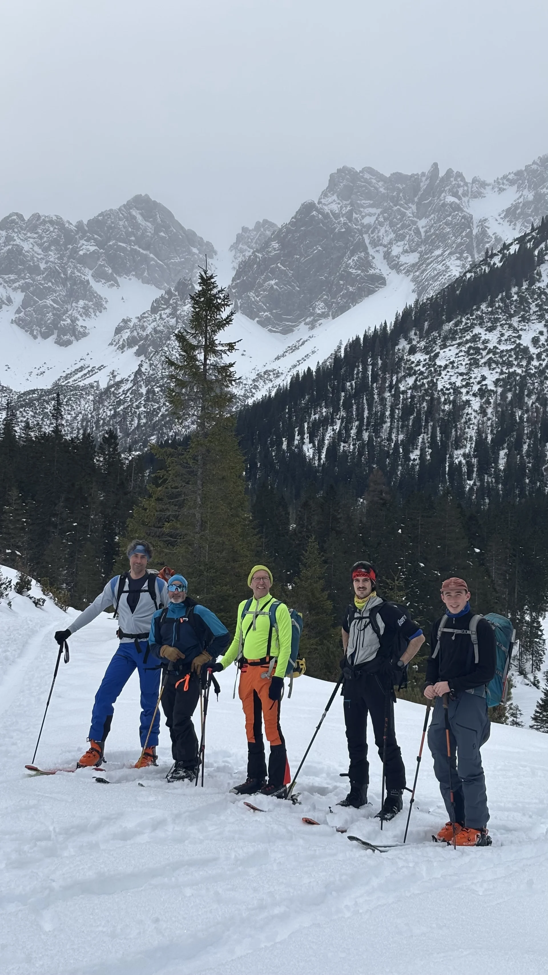 Skitourengurus | © Simon E.