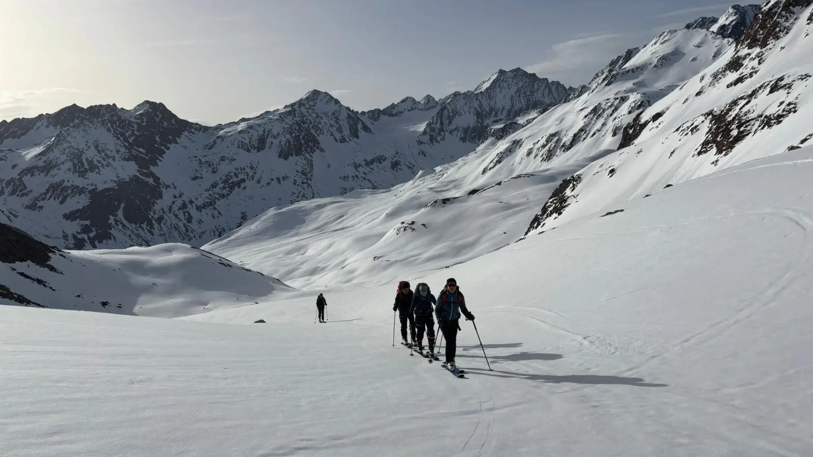 Zwieselbacher Rosskogel mit Traum Firnbedingungen | © privat