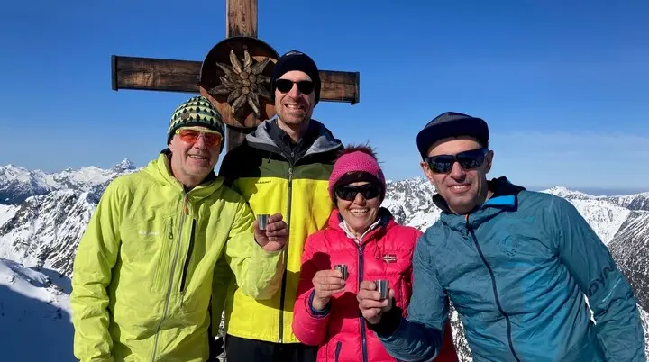 Prost am Gipfel | © privat