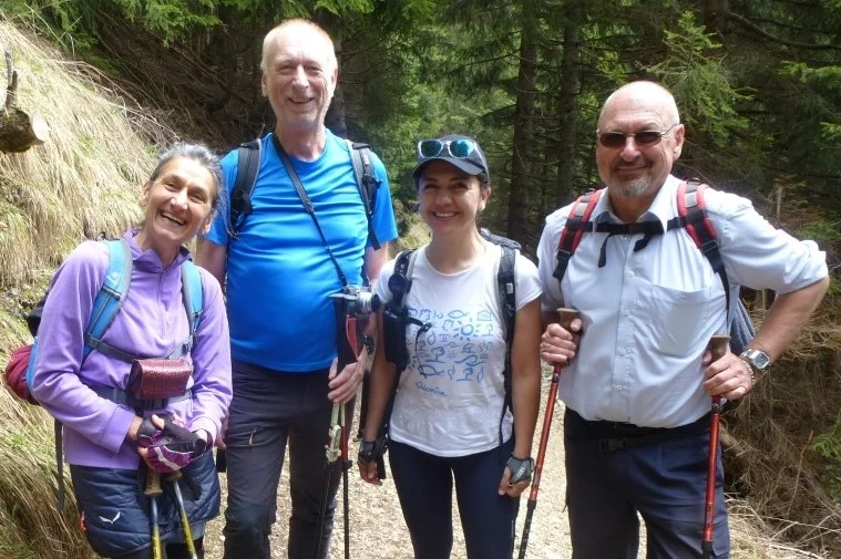 Die Gruppe trifft zufällig John. | © DAV Augsburg Unterwegsgruppe Gotlind