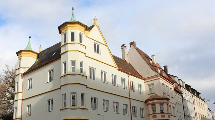 Der Burggrafenturm, Sitz der Geschäftsstelle der Sektion Augsburg | © DAV Augsburg
